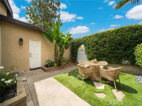 27092 Encinas , Mission Viejo, CA