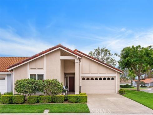 27684 Calle Valdes