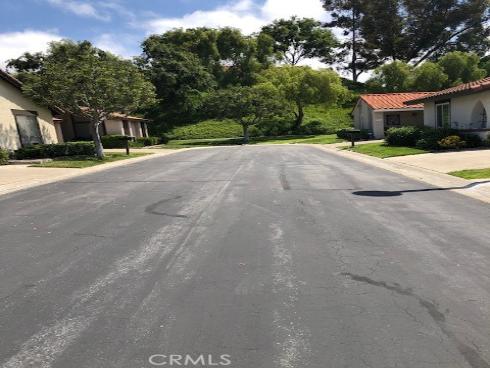 27684  Calle Valdes  , Mission Viejo, CA