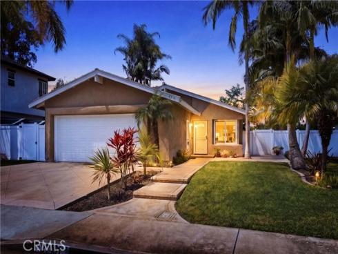 27151 El Retiro , Mission Viejo, CA