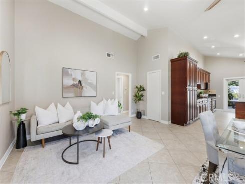 27151 El Retiro , Mission Viejo, CA