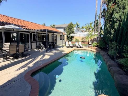 26351 Tarrasa , Mission Viejo, CA