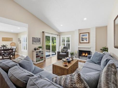 27735 Via Rodrigo , Mission Viejo, CA