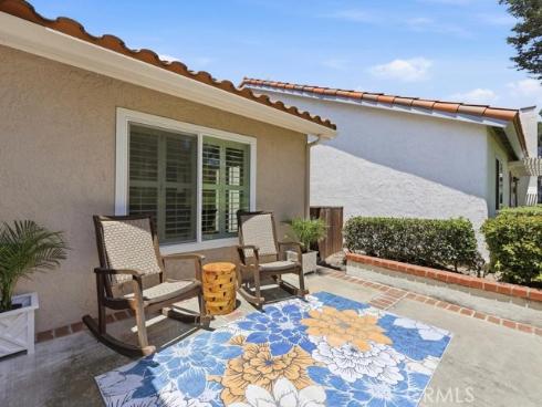 27735 Via Rodrigo , Mission Viejo, CA