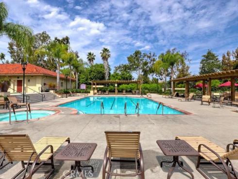 27735 Via Rodrigo , Mission Viejo, CA