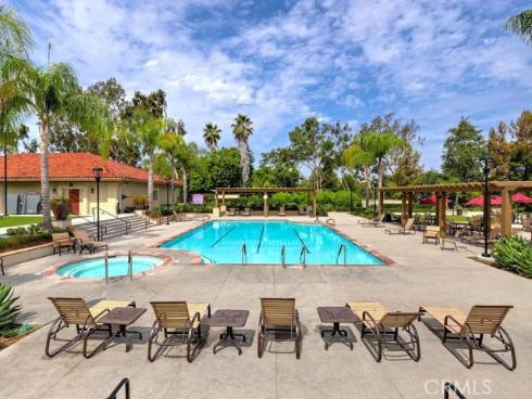 27735 Via Rodrigo , Mission Viejo, CA