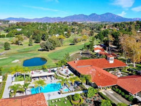 27735 Via Rodrigo , Mission Viejo, CA