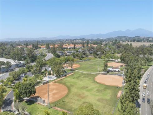 26541 Valpariso , Mission Viejo, CA