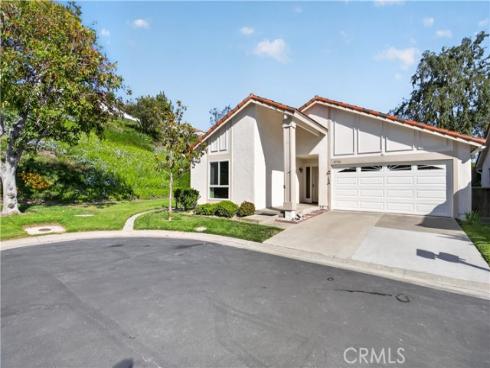 27706 Calle Valdes , Mission Viejo, CA
