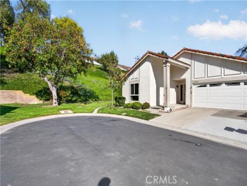 27706 Calle Valdes , Mission Viejo, CA