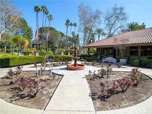 27706 Calle Valdes , Mission Viejo, CA