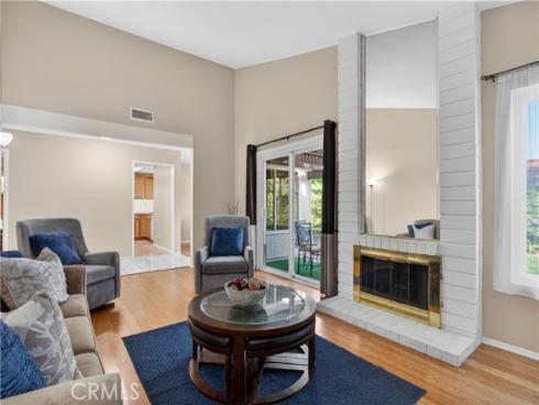 27706 Calle Valdes , Mission Viejo, CA
