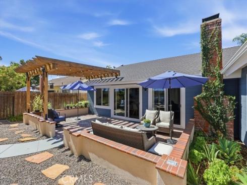 26521 Lope De Vega , Mission Viejo, CA