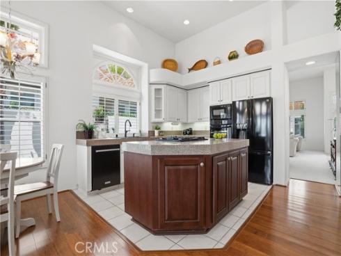 21375 Amora , Mission Viejo, CA