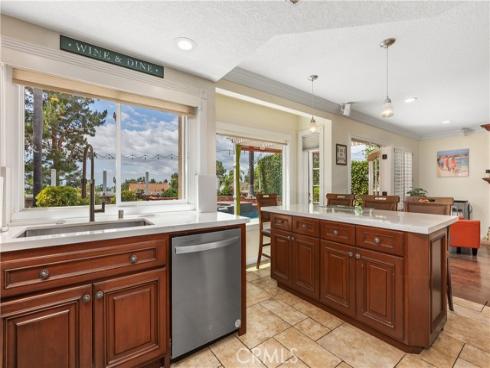 25141  Whitespring  , Mission Viejo, CA
