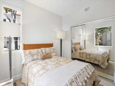 21351  Mazatlan  , Mission Viejo, CA