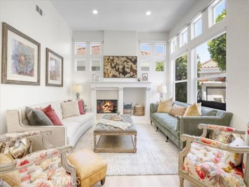 21351  Mazatlan  , Mission Viejo, CA