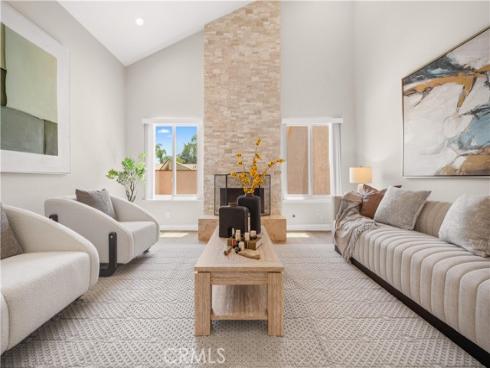 23992 Via La Coruna , Mission Viejo, CA