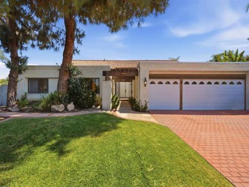 27066 La Paja Lane