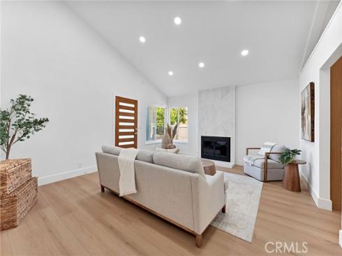 24852  Lagrima  , Mission Viejo, CA