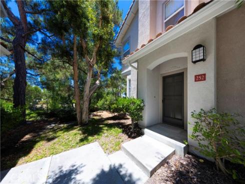 252 California Court, Mission Viejo, CA