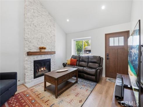 22752 Via Octavo , Mission Viejo, CA