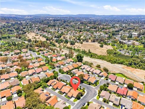 27692 Via Rodrigo , Mission Viejo, CA