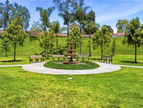 27692 Via Rodrigo , Mission Viejo, CA