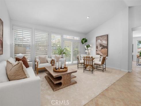 21191 Mazatlan , Mission Viejo, CA