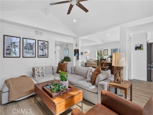 21941  Tobarra  , Mission Viejo, CA
