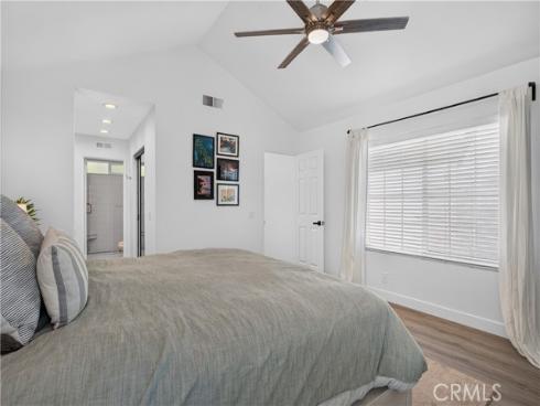 21941  Tobarra  , Mission Viejo, CA