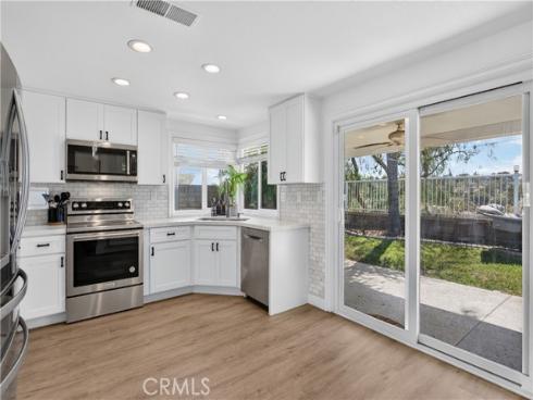 21941  Tobarra  , Mission Viejo, CA