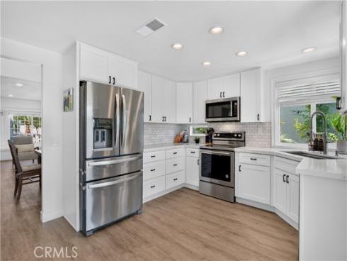 21941  Tobarra  , Mission Viejo, CA