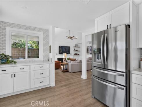 21941  Tobarra  , Mission Viejo, CA