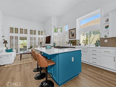 21315  Amora  , Mission Viejo, CA
