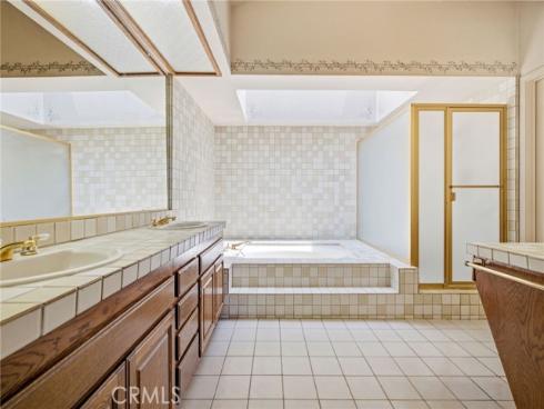 23021  Tiagua  , Mission Viejo, CA