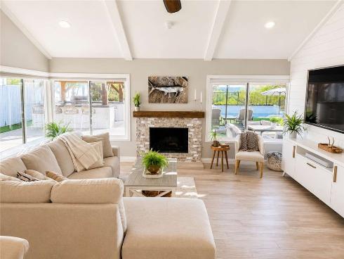 24321  Encorvado   Lane, Mission Viejo, CA