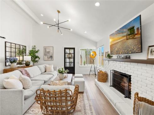 27002  El Retiro  , Mission Viejo, CA