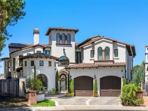 22865  Tindaya  , Mission Viejo, CA