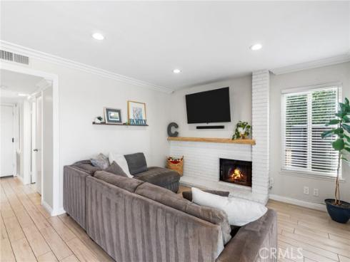 27621 Carballo , Mission Viejo, CA
