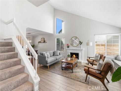 27621 Carballo , Mission Viejo, CA
