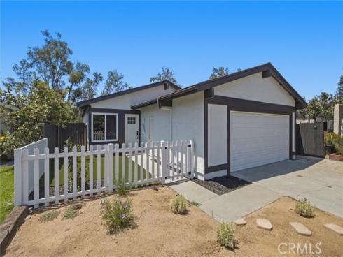 27332 Las Nieves , Mission Viejo, CA