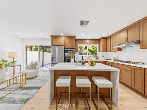 24771 Daphne , Mission Viejo, CA