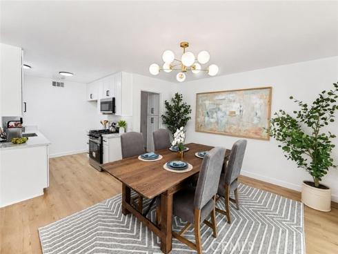 26231 Via Roble , Mission Viejo, CA