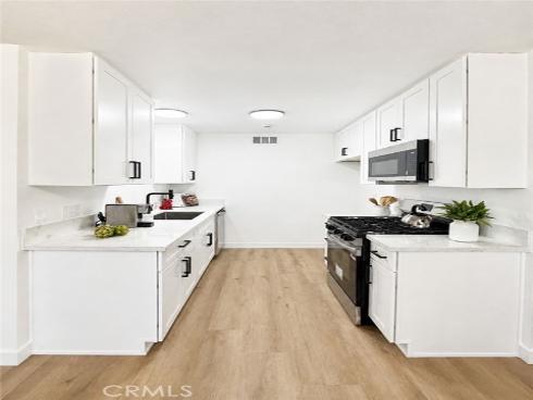26231 Via Roble , Mission Viejo, CA
