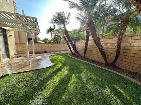 252 Knoll Lake , Mission Viejo, CA