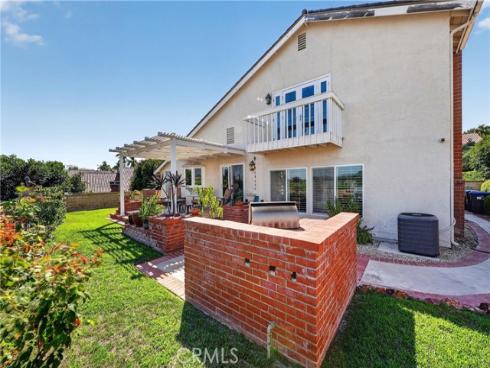 22852  Buendia  , Mission Viejo, CA
