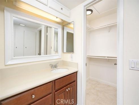 26121  La Real  E4 , Mission Viejo, CA