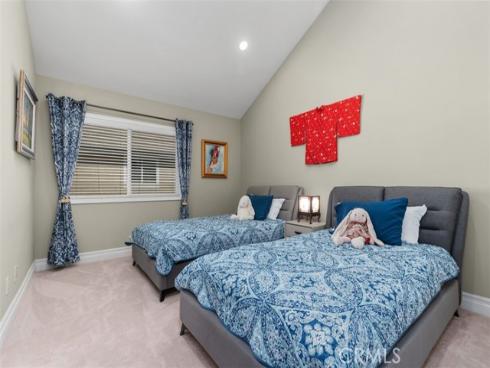 22385 Pineglen , Mission Viejo, CA