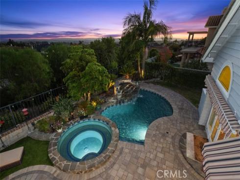 22385 Pineglen , Mission Viejo, CA